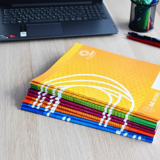 Füzet iskolai A4, 32lap, kockás 87-32 Bluering® – Tonerklinika Debrecen