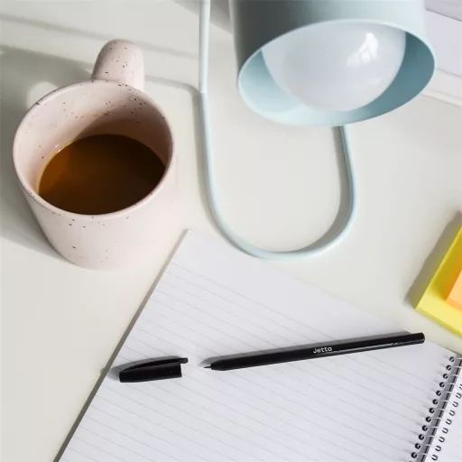 Golyóstoll 0,7mm eldobható, hatszögletű test kupakos Bluering® Jetta, írásszín fekete – Tonerklinika Debrecen