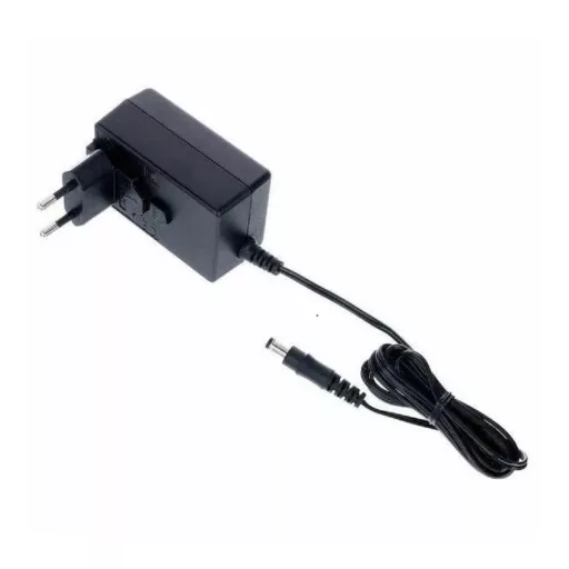 Hegyező asztali 2 lyukú elektromos elemes és hállózati adapterrel működtethető EG5161 Eagle fekete – Tonerklinika Debrecen