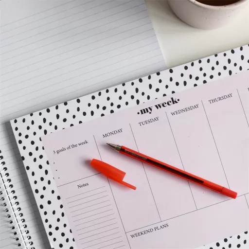 Golyóstoll 0,5mm eldobható kupakos kerek test bordázott fogórész Bluering® , írásszín piros – Tonerklinika Debrecen