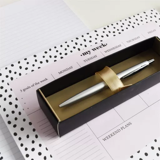 Golyóstoll 0,8mm, fém, rozsdamentes acél test, díszdobozban Bluering® Metal, írásszín kék – Tonerklinika Debrecen