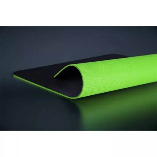 Razer Egérpad - Gigantus V2 XXL (800 x 300 x 5mm; varrott szélek; fekete)