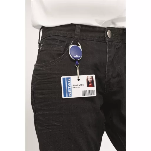 Névjegykártyatartó kihúzható karabineres, Durable with Snap Hook sötétkék – Tonerklinika Debrecen